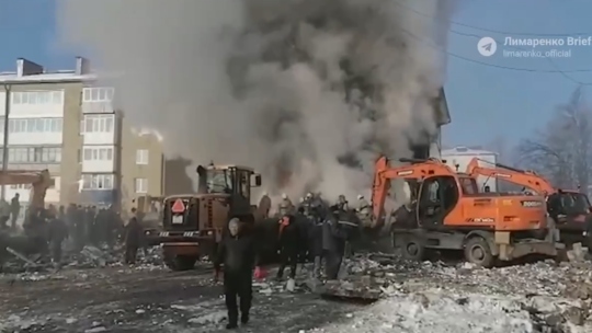 Sập tòa nhà 5 tầng do nổ khí gas gia dụng ở Nga gây thương vong